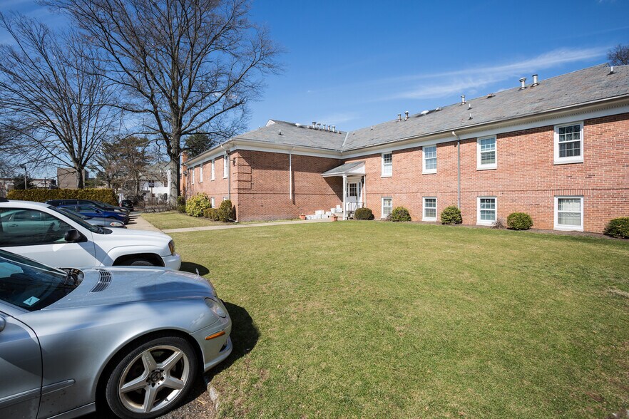 More Photos Of 1020-1030 Park Ave, Plainfield Medical For Sale