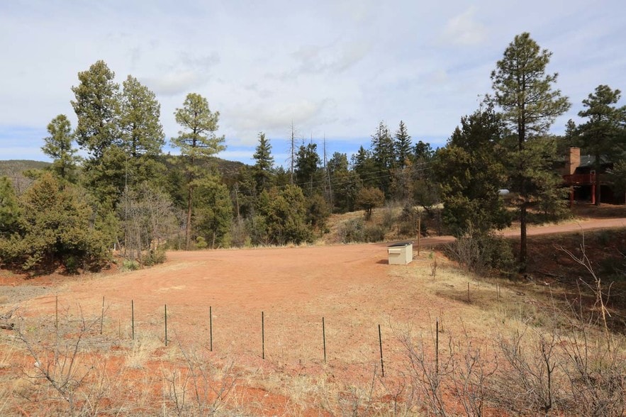 More Photos Of 7783 W Ralls Dr, Strawberry Restaurant For Sale