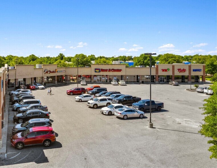 More Photos Of 650 W Service Rd, West Memphis General Retail For Lease