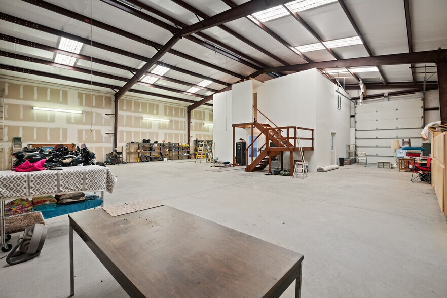 More Photos Of 1923 Courtwright Rd, Mohave Valley Warehouse For Sale