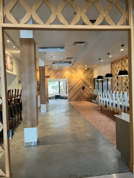 More Photos Of 330 Clematis St, West Palm Beach Storefront Retail Office For Sale