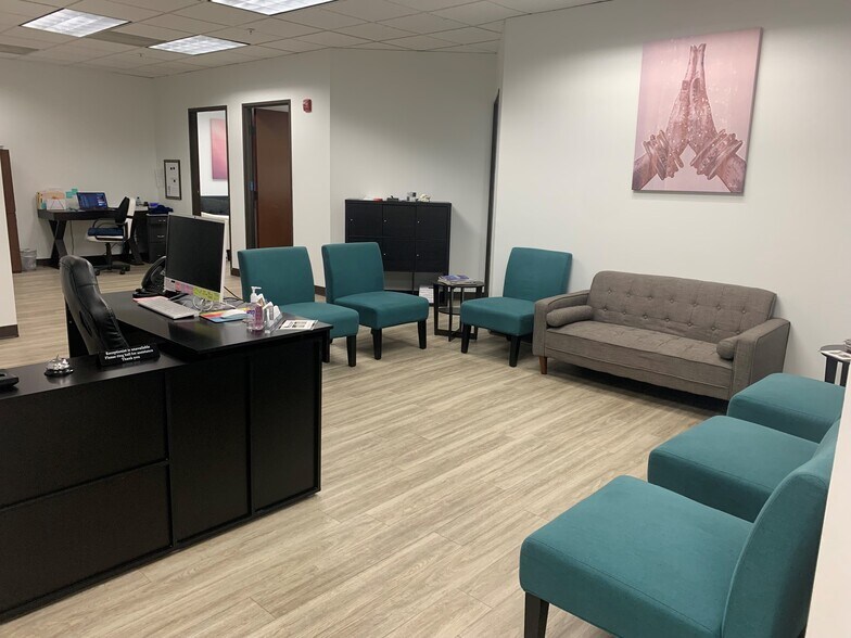 More Photos Of 11211 Taylor Draper Ln, Austin Office For Lease