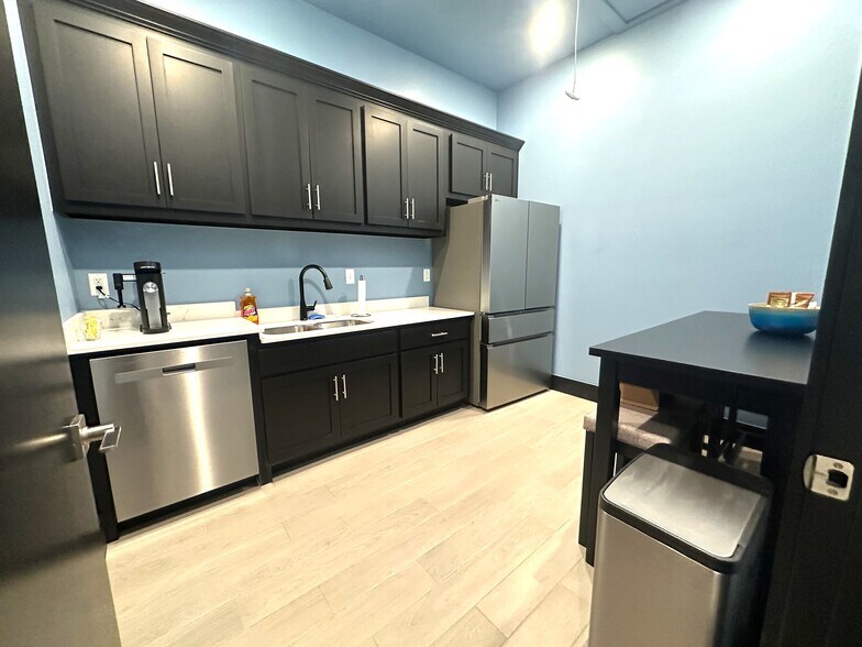 More Photos Of 14836 Gambels Trail Dr, Oklahoma City Medical For Lease