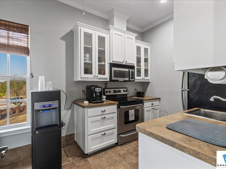 More Photos Of , Southlake Office For Sale