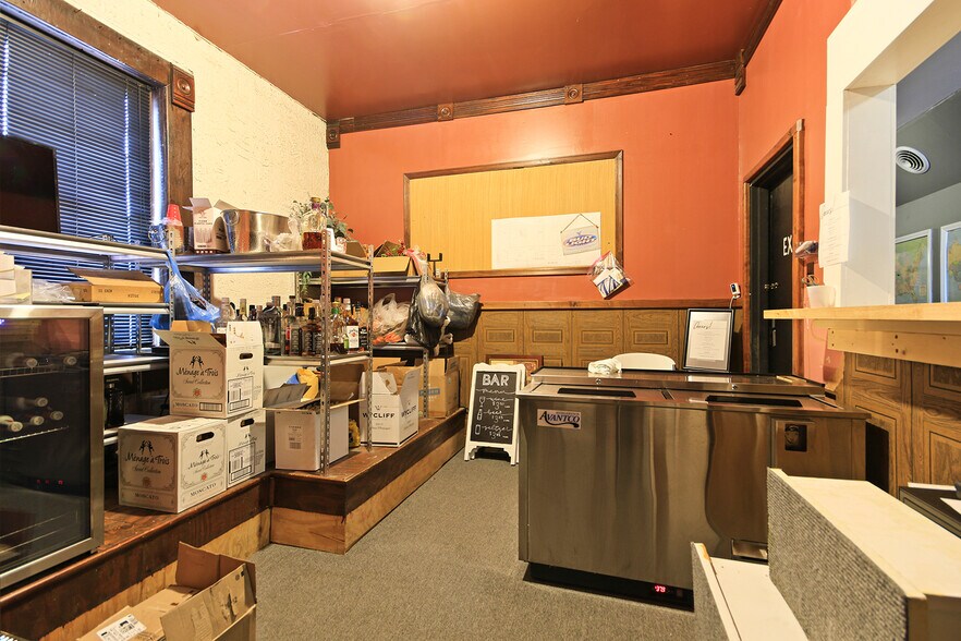 More Photos Of 105 Coal st, Mexico Specialty For Sale