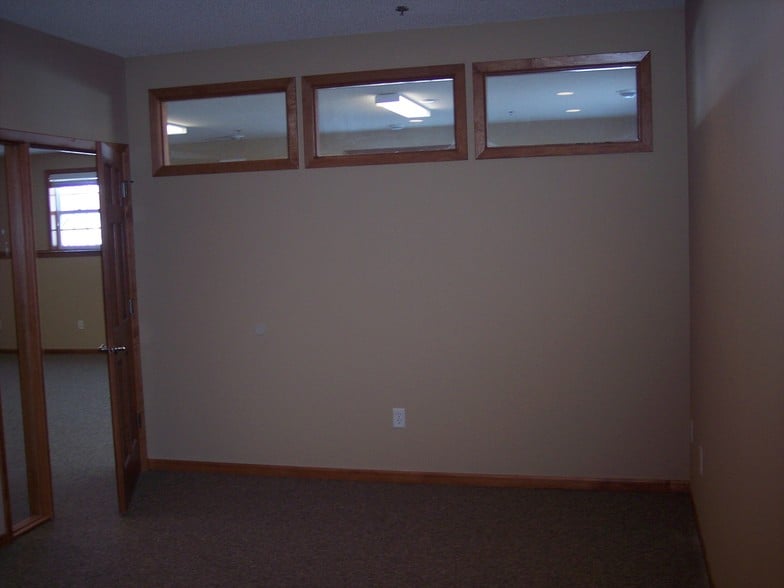 More Photos Of 2167 Northdale Blvd NW, Coon Rapids Office For Sale