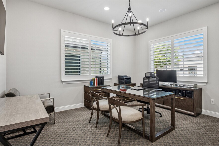 More Photos Of 2001 Auburn Hills Pky, McKinney Office For Lease