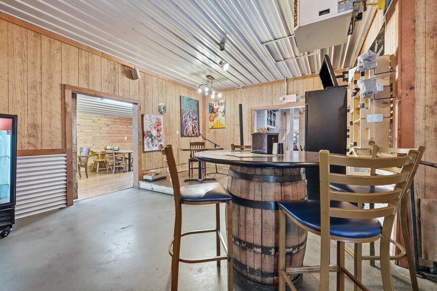 More Photos Of 100 S Old State Road 15, Leesburg Restaurant For Sale