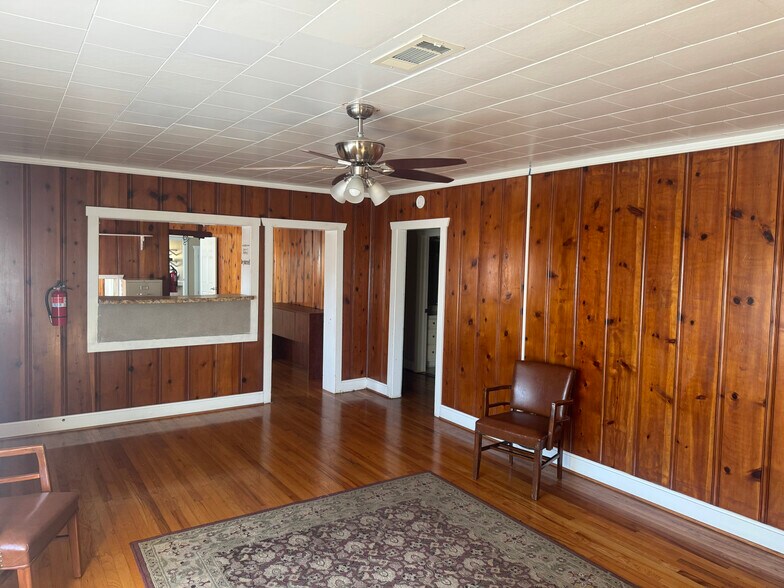 More Photos Of 8385 AL Highway 144, Alexandria Office Residential For Sale