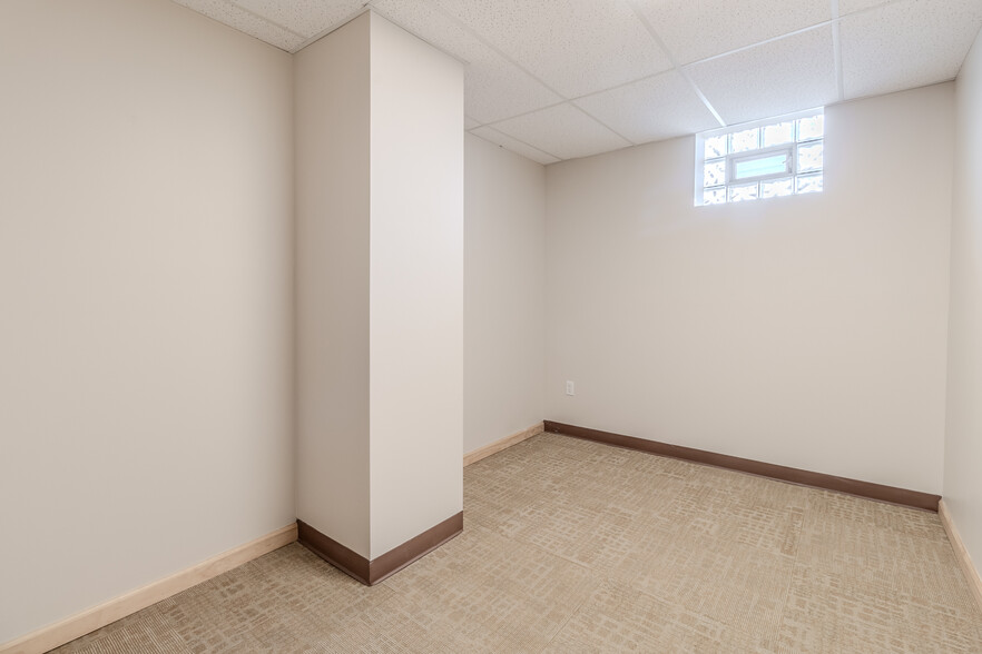 More Photos Of 2120 Freeport Rd, New Kensington Office For Lease