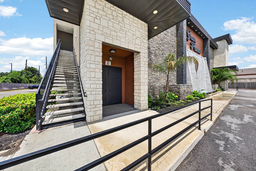 More Photos Of 25807 I-45, Spring Lodge Meeting Hall For Sale