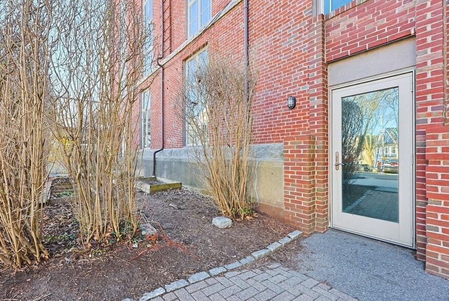 More Photos Of 60 Tufts St, Somerville Specialty For Sale