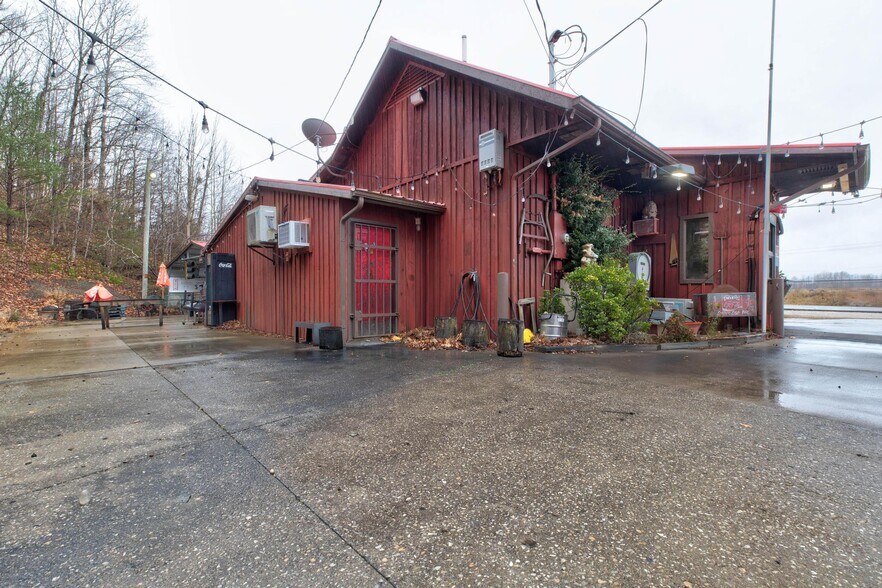 More Photos Of 110 KY Highway 801 S, Morehead General Retail For Sale