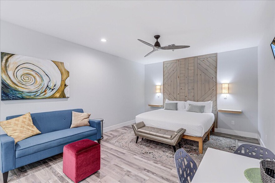 More Photos Of 121 Cut Off Rd, Port Aransas Office Residential For Sale