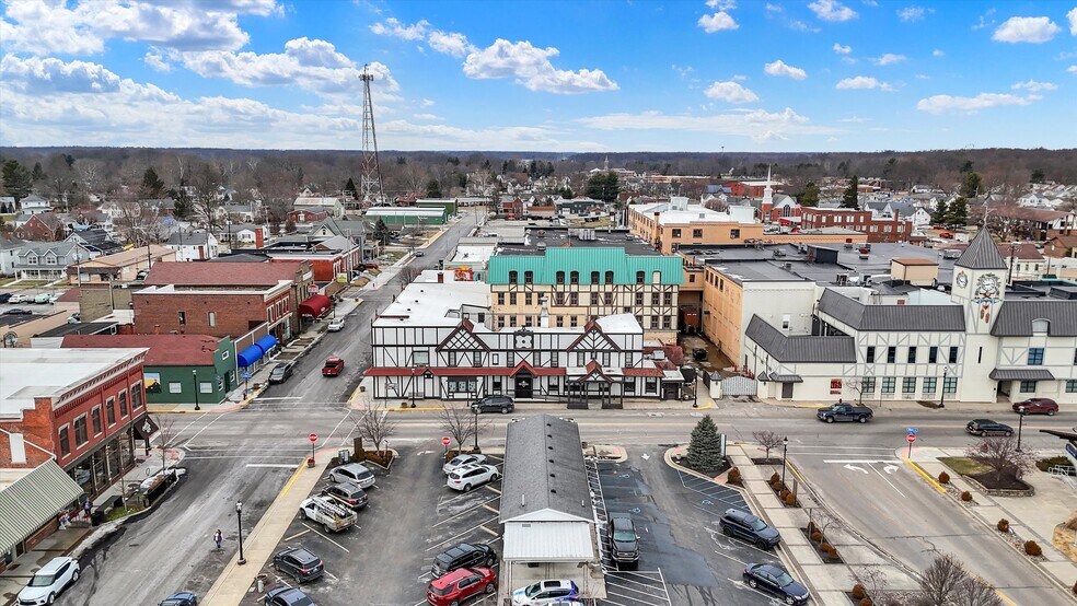 More Photos Of 35 S Main St, Batesville Warehouse For Sale