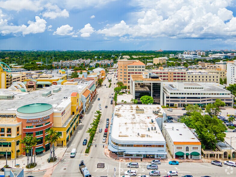 More Photos Of 1569-1573 Sunset Dr, Coral Gables Storefront Retail Office For Lease