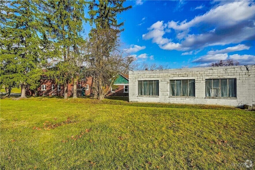 Primary Photo Of 11725 Big Tree Rd, East Aurora Flex For Sale