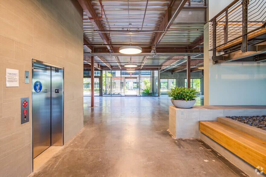 More Photos Of SEC Pecos Rd & Gilbert Rd, Gilbert Unknown For Lease