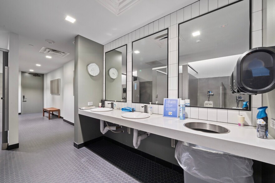 More Photos Of 7620 Guadalupe St, Austin Office For Lease