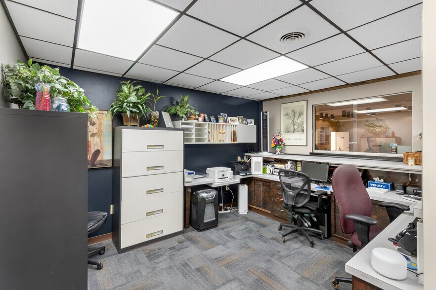 More Photos Of 5538 Philadelphia Dr, Dayton Medical For Sale