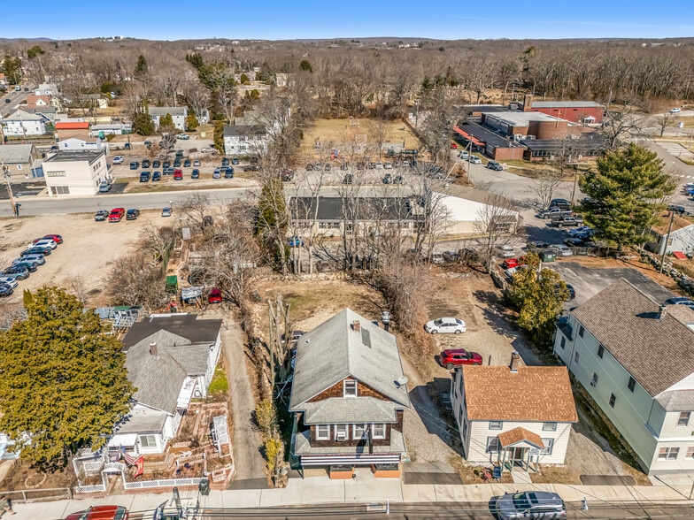 More Photos Of 108-110 Poquonnock Rd, Groton Freestanding For Sale