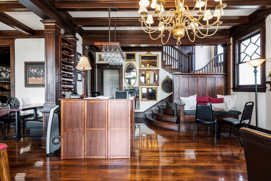 More Photos Of 312 N Central Ave, Cameron Restaurant For Sale
