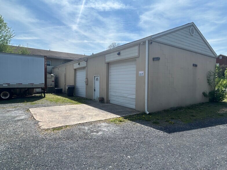 More Photos Of , Staunton Unknown For Sale