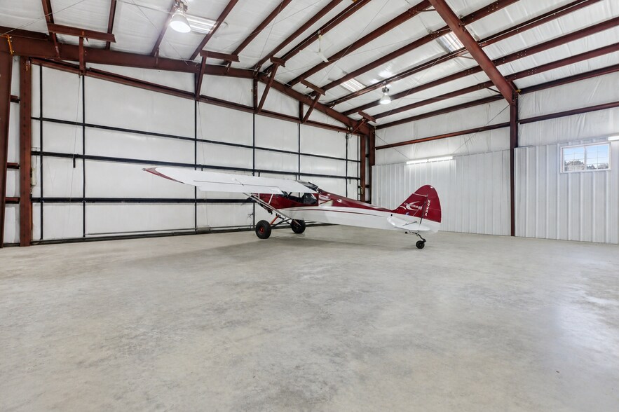More Photos Of 267 Stinson Dr, Clinton Specialty For Sale