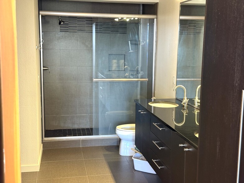 More Photos Of 11562 Colony Row, Broomfield Storefront Retail Residential For Sale