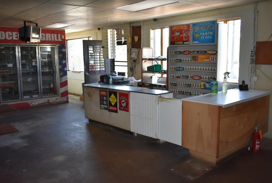 More Photos Of 926 Friendship Rd, Seneca Convenience Store For Lease
