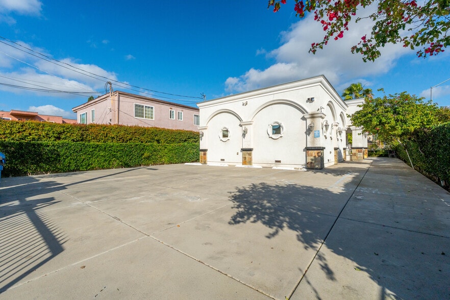 More Photos Of 4206 44th St, San Diego Healthcare For Sale
