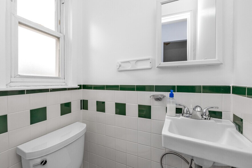 More Photos Of 25-31-25-33 Francis Lewis Blvd, Flushing Office Residential For Sale