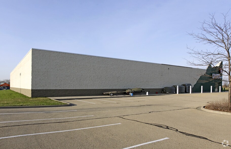 More Photos Of 5114 W Holiday Dr, Peoria Freestanding For Lease