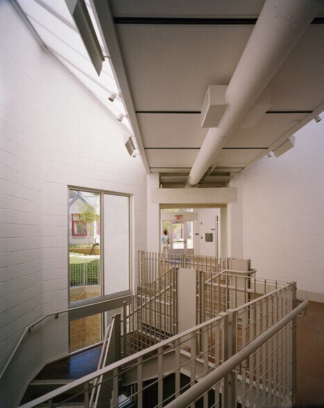 More Photos Of 11701 Danville Dr, North Bethesda Schools For Lease