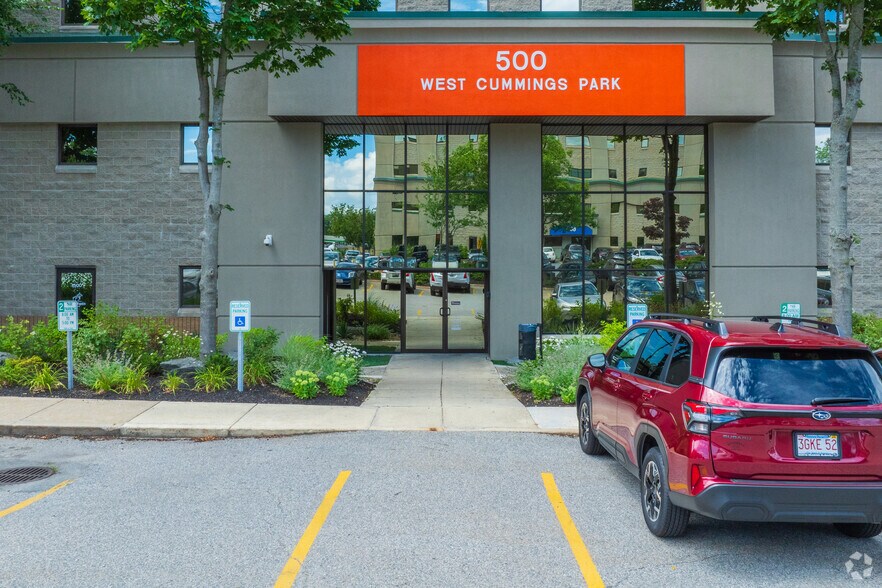 More Photos Of 500 W Cummings Park, Woburn Office For Lease