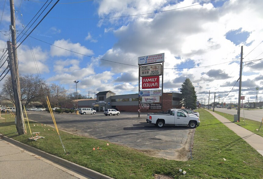 Primary Photo Of 2700 Pine Grove Ave, Port Huron Storefront For Sale