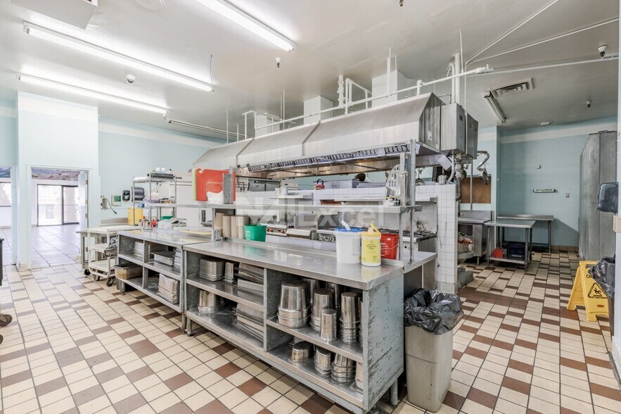 More Photos Of 747 E Saint George Blvd, St George Schools For Sale