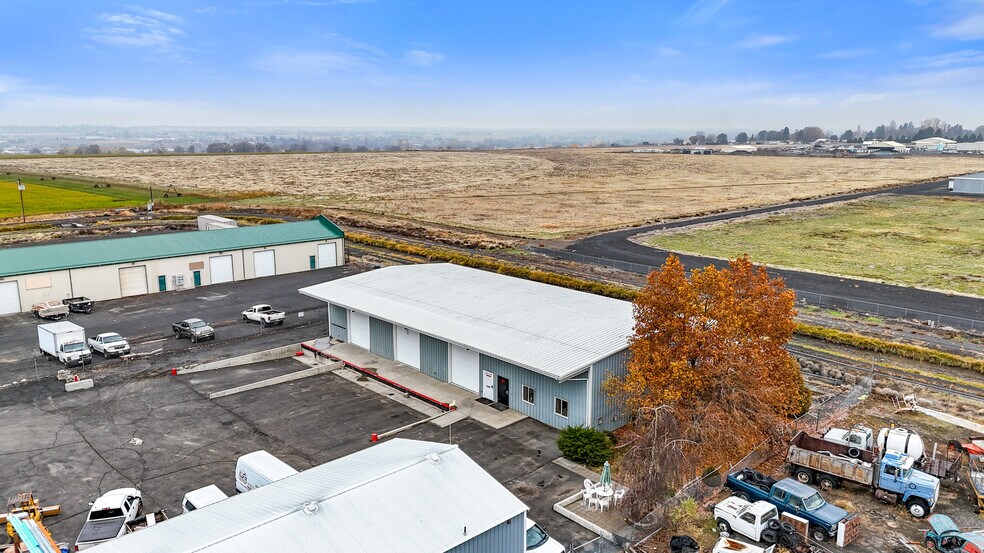 More Photos Of 11814 Debonair Rd NE, Moses Lake Warehouse For Lease