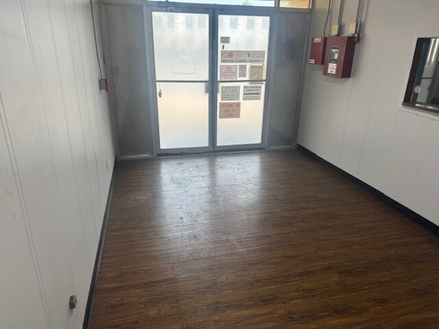 More Photos Of 209 Weeden St, Pawtucket Warehouse For Lease