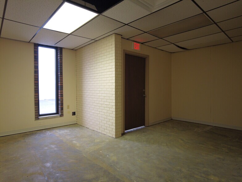 More Photos Of 215-225 S Allison Ave, Xenia Medical For Sale