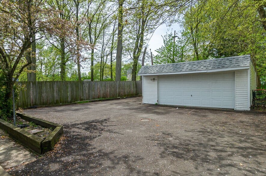 More Photos Of ,  Unknown For Sale