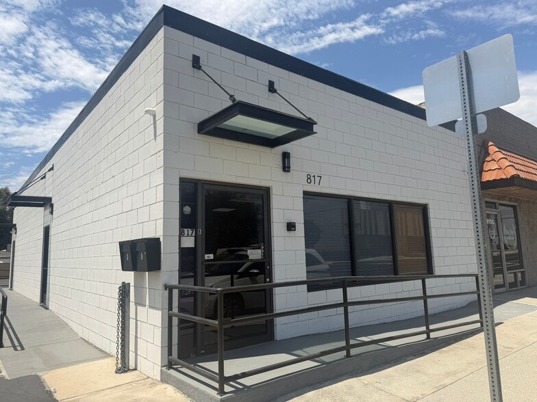 Primary Photo Of 817 S 1st Ave, Arcadia Storefront For Lease