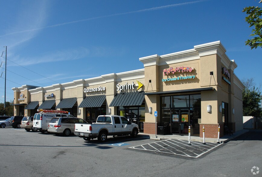 More Photos Of 4468 Chamblee Dunwoody Rd, Atlanta Freestanding For Lease