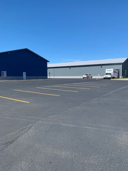 More Photos Of 310 2nd St, Boscobel Warehouse For Lease