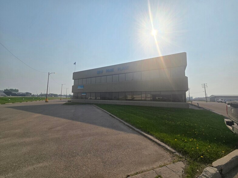 More Photos Of 5201 44 St, Bonnyville Industrial For Sale