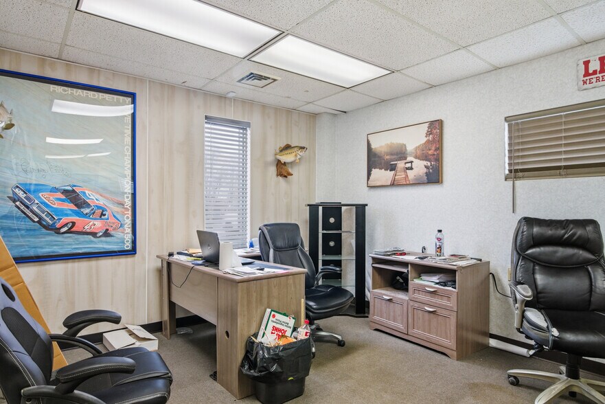 More Photos Of 5190 Dominion Dr, Dublin Warehouse For Sale