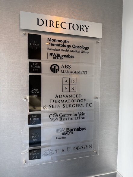 More Photos Of 456 Chestnut St, Lakewood Office For Lease