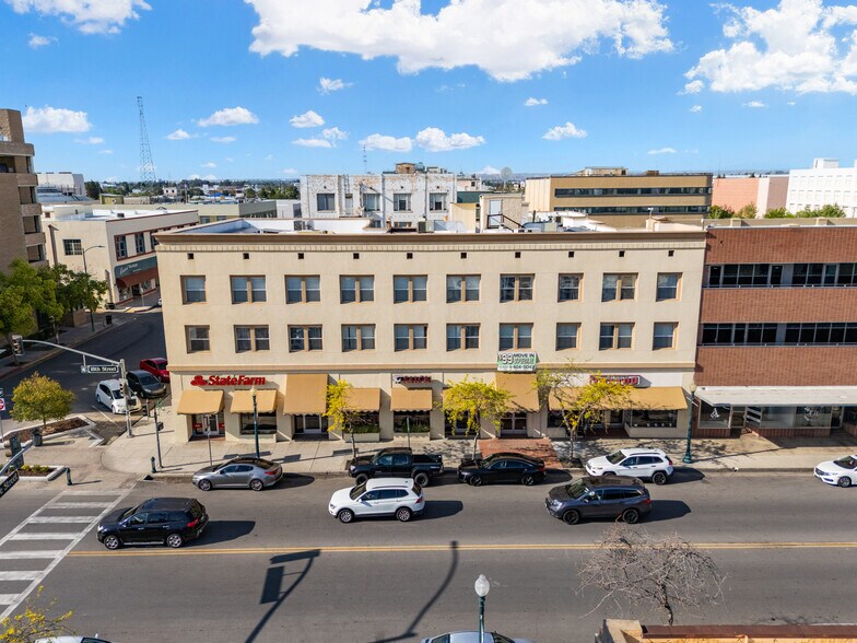 More Photos Of 1522 18th St, Bakersfield Storefront Retail Office For Lease