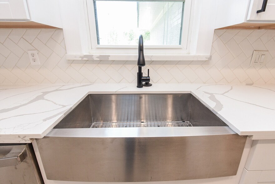 More Photos Of 19022 Old Mueschke Rd, Tomball Medical For Lease