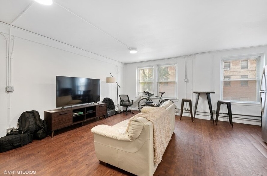 More Photos Of 7270 S South Shore Dr, Chicago Apartments For Sale